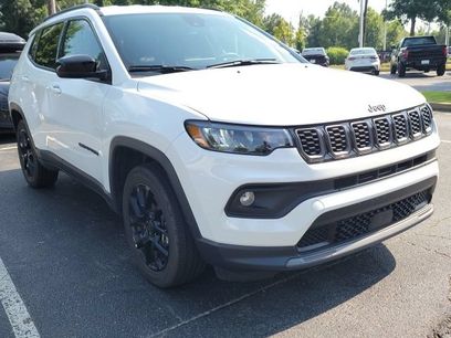 Used 2025 Jeep Compass Latitude w/ Convenience Group