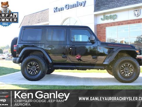 Used 2025 Jeep Wrangler Unlimited Rubicon AWD/4WD image 1