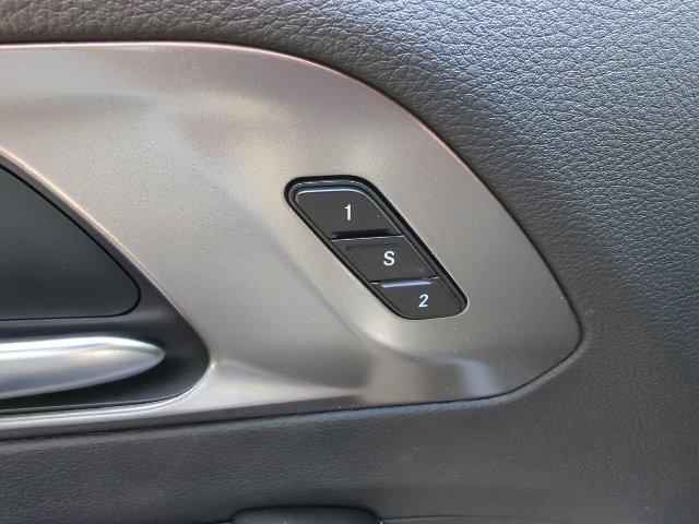 New 2026 Chrysler Pacifica Select FWD image 13