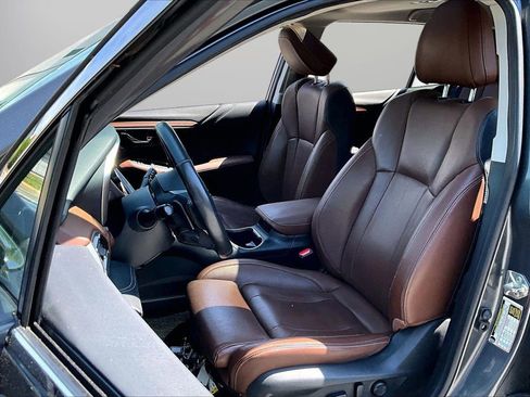 Used 2020 Subaru Outback Touring XT AWD/4WD image 22