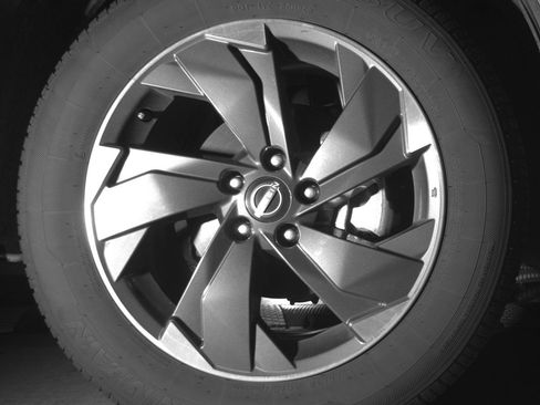 Used 2025 Nissan Rogue SV FWD image 13