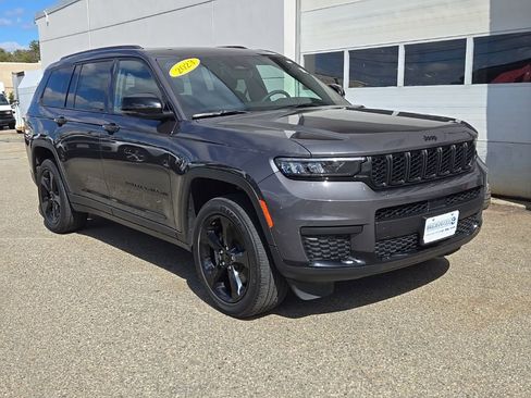 Certified 2023 Jeep Grand Cherokee L Laredo AWD/4WD image 2