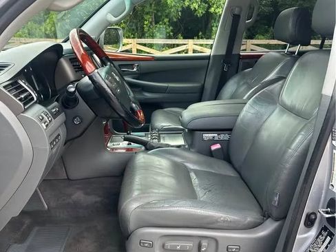 Used 2009 Lexus LX 570 4WD image 9