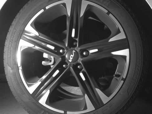 Used 2022 Kia K5 GT-Line AWD/4WD image 10