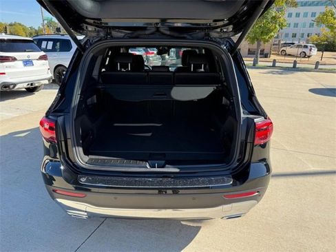 Certified 2025 Mercedes-Benz GLB 250 4MATIC image 8
