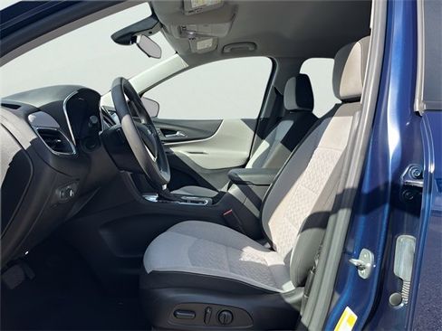 Used 2022 Chevrolet Equinox LS w/ LS Convenience Package image 15