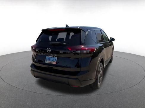 Used 2025 Nissan Rogue SV FWD image 15