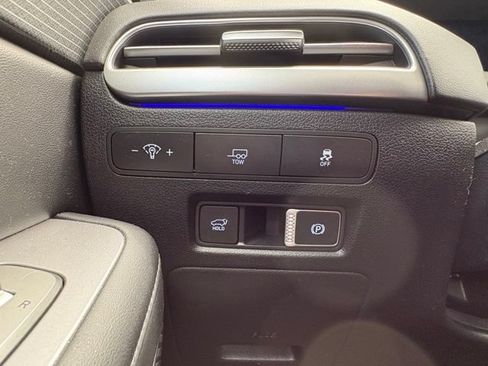 Used 2024 Hyundai Palisade Limited AWD/4WD image 17