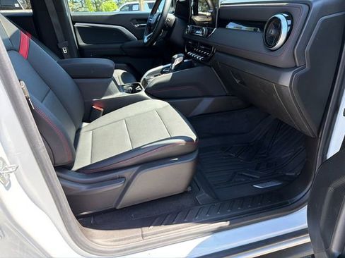 Certified 2023 Chevrolet Colorado Z71 w/ Z71 Convenience Package 2 image 13