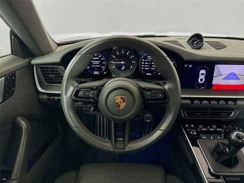 Used 2021 Porsche 911 Carrera S RWD image 3