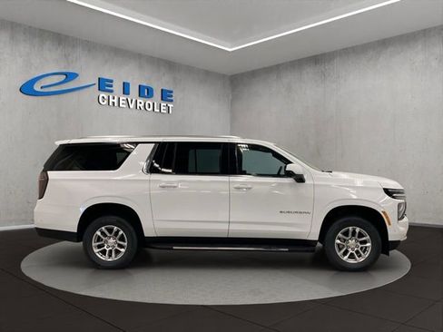 New 2026 Chevrolet Suburban LS w/ Max Trailering Package AWD/4WD image 2