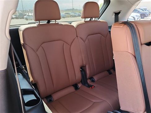 Certified 2022 Audi Q7 3.0T Prestige image 26