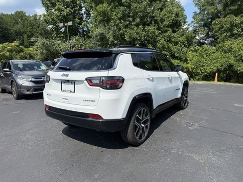 Used 2025 Jeep Compass Limited w/ Elite Group AWD/4WD image 6