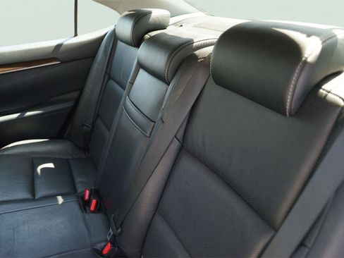 Used 2014 Lexus ES 350 w/ Luxury Package FWD image 14