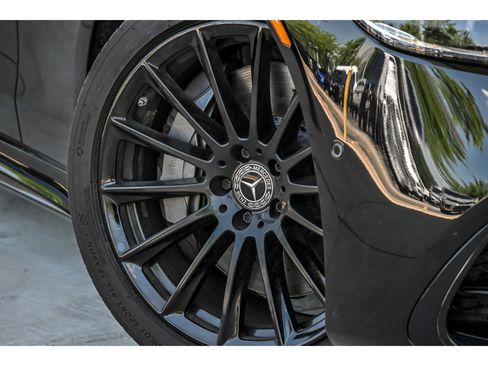 Used 2021 Mercedes-Benz S 580 4MATIC Sedan image 3