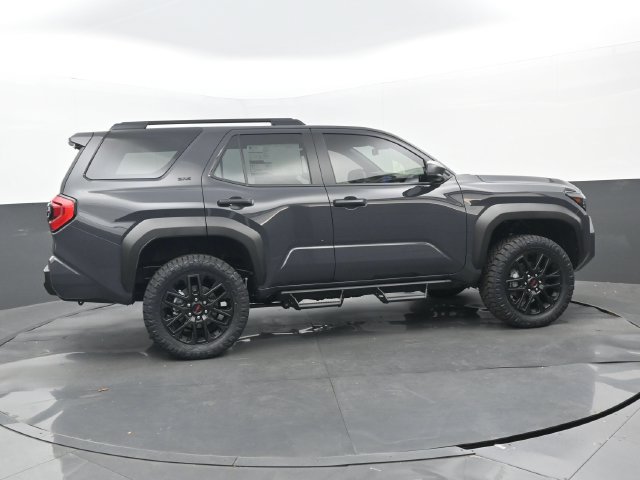 New 2026 Toyota 4Runner SR5 AWD/4WD image 2