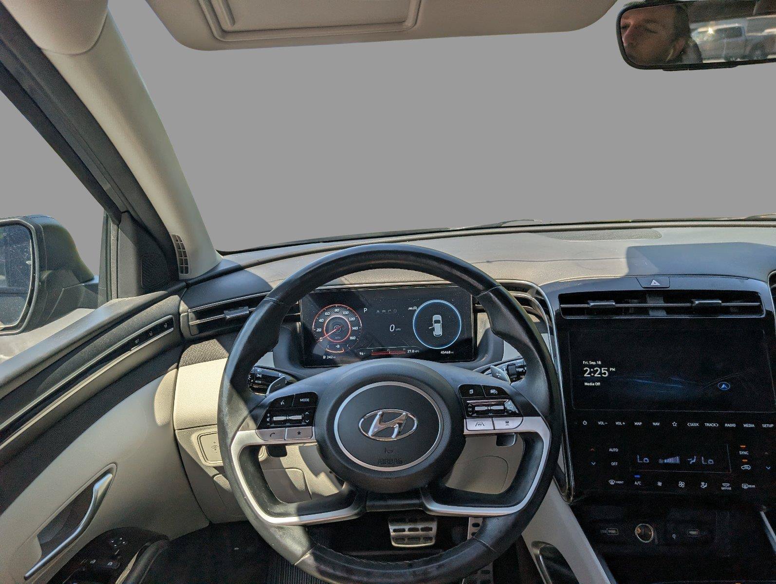 Used 2024 Hyundai Tucson Limited FWD image 35