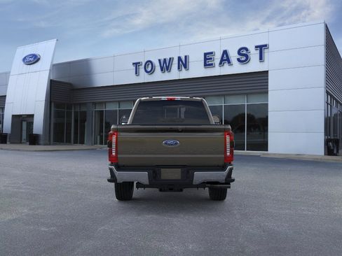 New 2026 Ford F250 Lariat w/ FX4 Off-Road Package AWD/4WD image 5