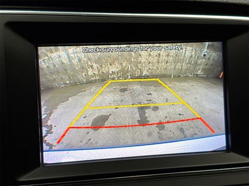 Used 2017 Hyundai Elantra SE image 13