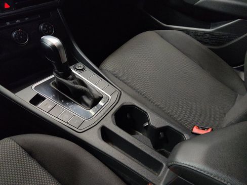 Used 2020 Volkswagen Jetta S FWD image 26