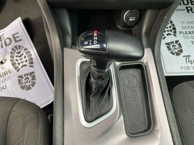 Used 2023 Dodge Charger SXT RWD image 13