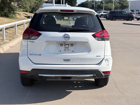Used 2017 Nissan Rogue S AWD/4WD image 5