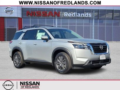 New 2025 Nissan Pathfinder SV