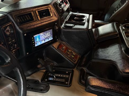 Used 2002 HUMMER H1 4-Door Wagon image 7