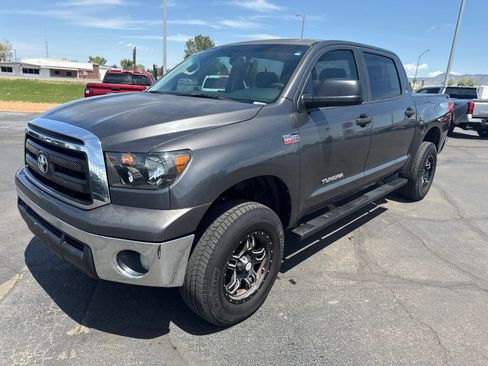 Used 2012 Toyota Tundra 4x4 CrewMax w/ TRD Off-Road Pkg image 29