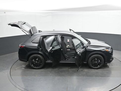 New 2027 Honda HR-V Sport image 41