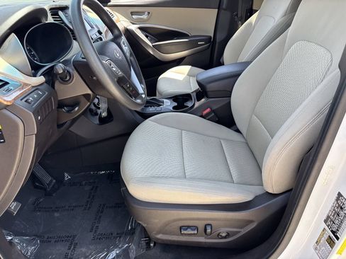 Used 2016 Hyundai Santa Fe Sport w/ Option Group 02 FWD image 17