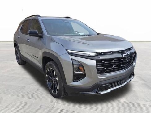 Used 2025 Chevrolet Equinox RS w/ Safety and Technology Package AWD/4WD image 3