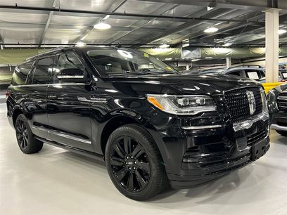 Used 2022 Lincoln Navigator Reserve w/ Monochromatic Package
