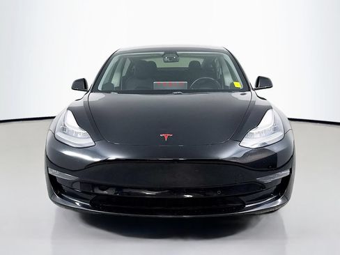 Used 2018 Tesla Model 3 Mid Range RWD image 2