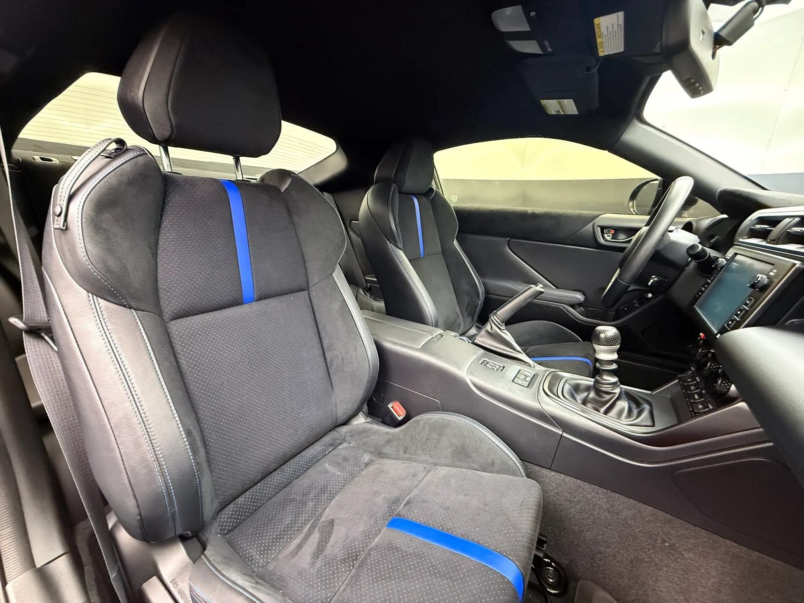 Used 2025 Subaru BRZ tS RWD image 11