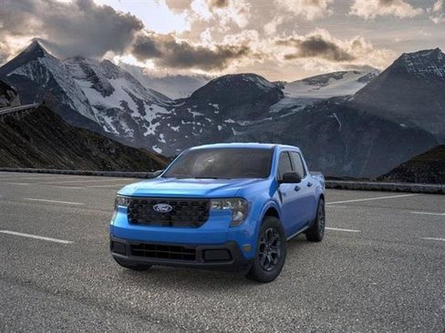 New 2025 Ford Maverick XLT image 2