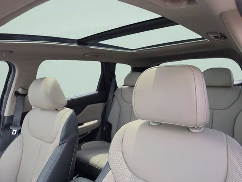 Used 2023 Hyundai Santa Fe SEL Premium w/ Cargo Package AWD/4WD image 29