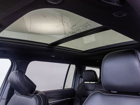 New 2026 Jeep Grand Cherokee L Limited AWD/4WD image 5