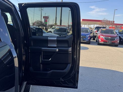 Used 2016 Ford F150 XLT w/ Equipment Group 302A Luxury image 25