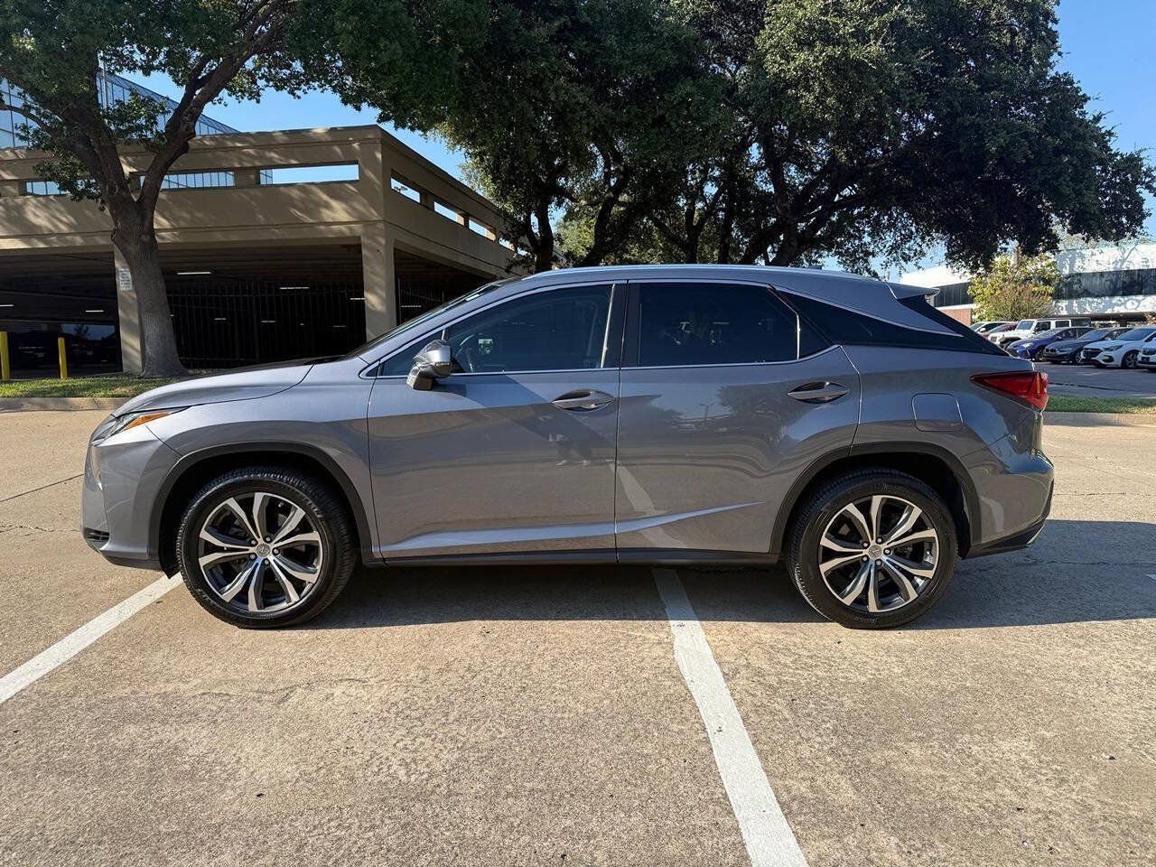 Used 2017 Lexus RX 350 FWD w/ Premium Package image 3