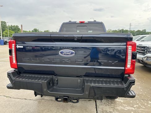 Used 2024 Ford F250 Lariat w/ Lariat Ultimate Package AWD/4WD image 7