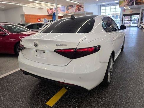 Used 2017 Alfa Romeo Giulia Ti w/ TI Lusso Light Wood Package AWD/4WD image 5