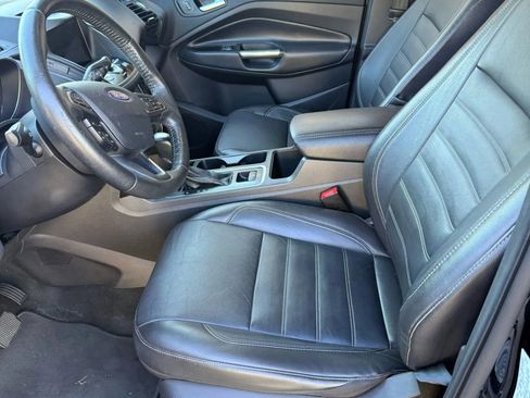 Used 2017 Ford Escape Titanium FWD image 7