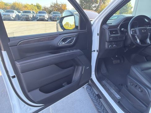 Used 2023 Chevrolet Tahoe Z71 AWD/4WD image 7