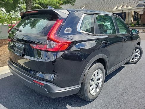 Used 2024 Honda CR-V LX image 8