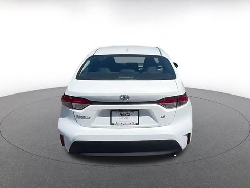 Used 2025 Toyota Corolla LE FWD image 12