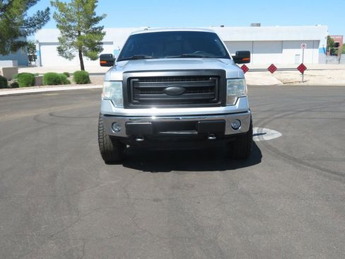 Used 2014 Ford F150 XLT w/ Equipment Group 302A Luxury image 11