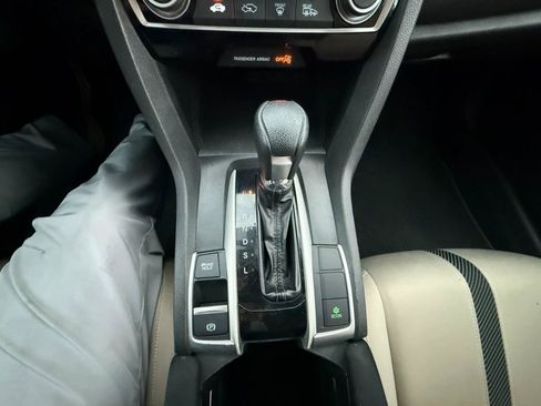 Used 2016 Honda Civic EX image 25