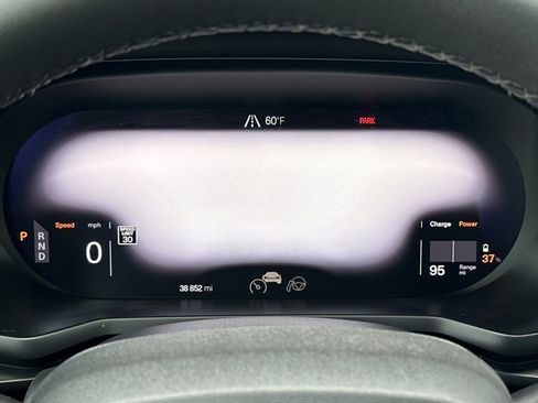 Used 2023 Polestar Polestar 2 w/ Pilot Pack image 26