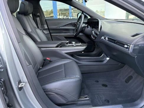 Certified 2024 Cadillac Lyriq Sport w/ LPO, Floor Liner Package AWD/4WD image 15
